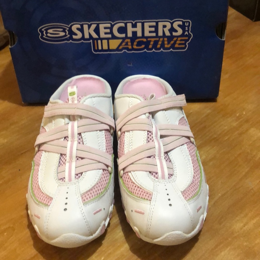 Sketchers shoes